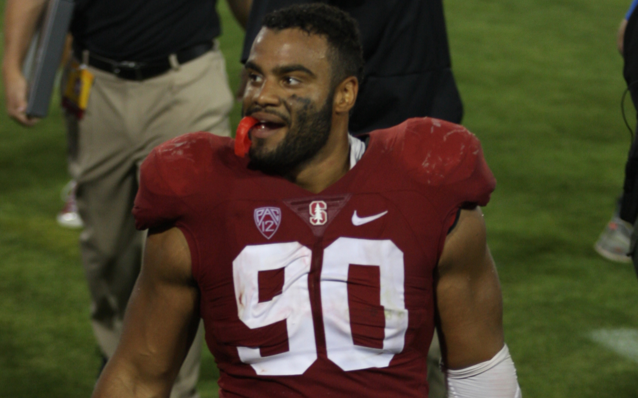 Solomon Thomas on football field